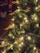 ÁRVORE REALISTA PINHEIRO CONSTELAÇÃO 400 LEDS WARM 1241 GALHOS 2,10CM MODELO CLICK BIVOLT