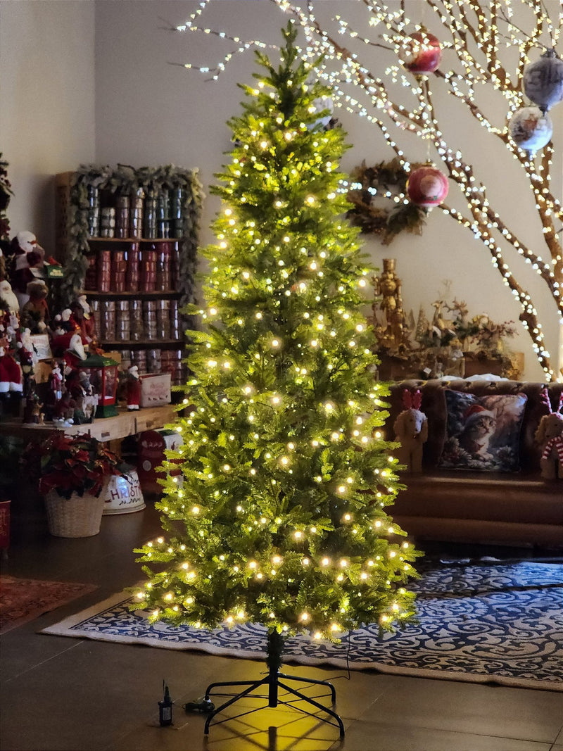 ÁRVORE REALISTA PINHEIRO AUSTRAL 2,10CM 450 LEDS WARM 801 GALHOS BIVOLT