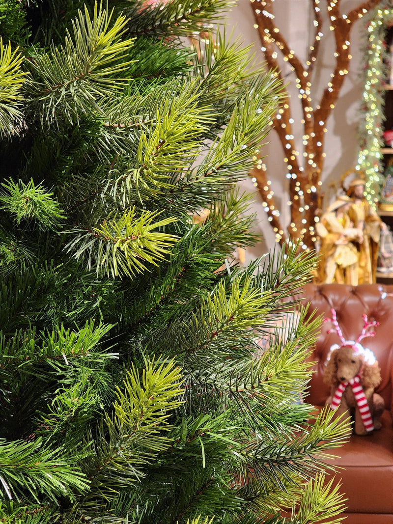 ÁRVORE PINHEIRO REALISTA LISBOA 1484 GALHOS 2,10CM