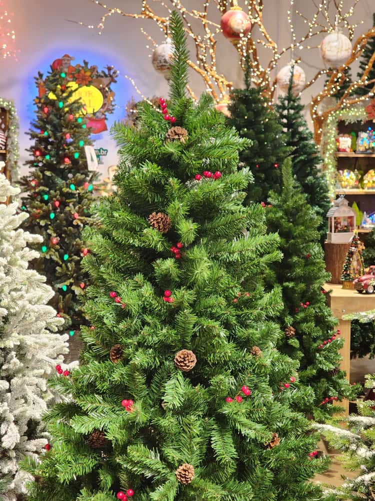 ÁRVORE PINHEIRO BERRY E PINHA 810 GALHOS 1,80CM